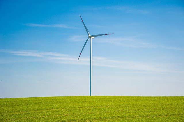 Windrad zur Erzeugung erneuerbarer Wind-Energie